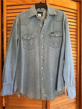 Wrangler Light Blue Denim Western Shirt